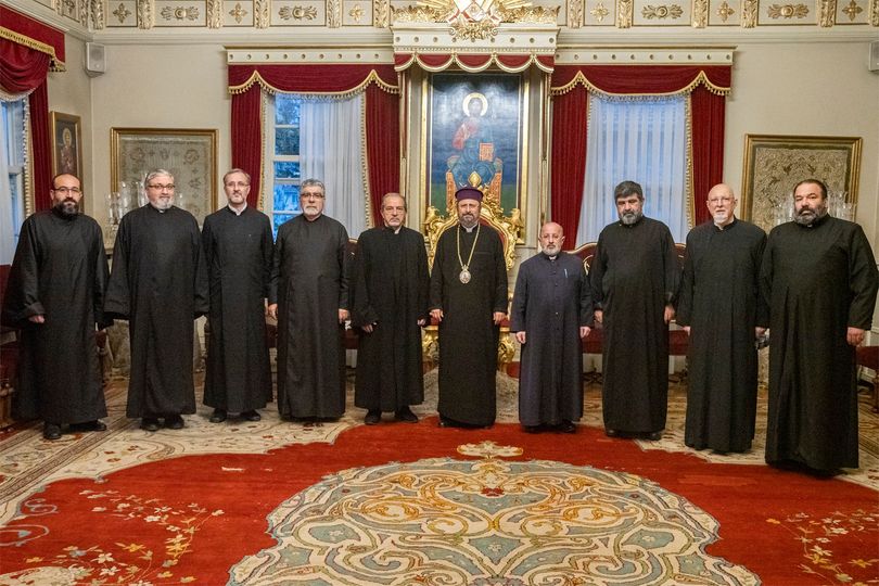 Peder Zaven Bıçakçıyan Ruhani Kurul Başkanı seçildi